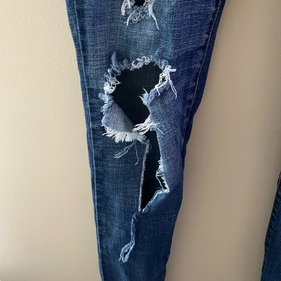 American Eagle Outfitters Dark Wash Distressed Hi-Rise Jegging Jeans Size 00 - Picture 4 of 6